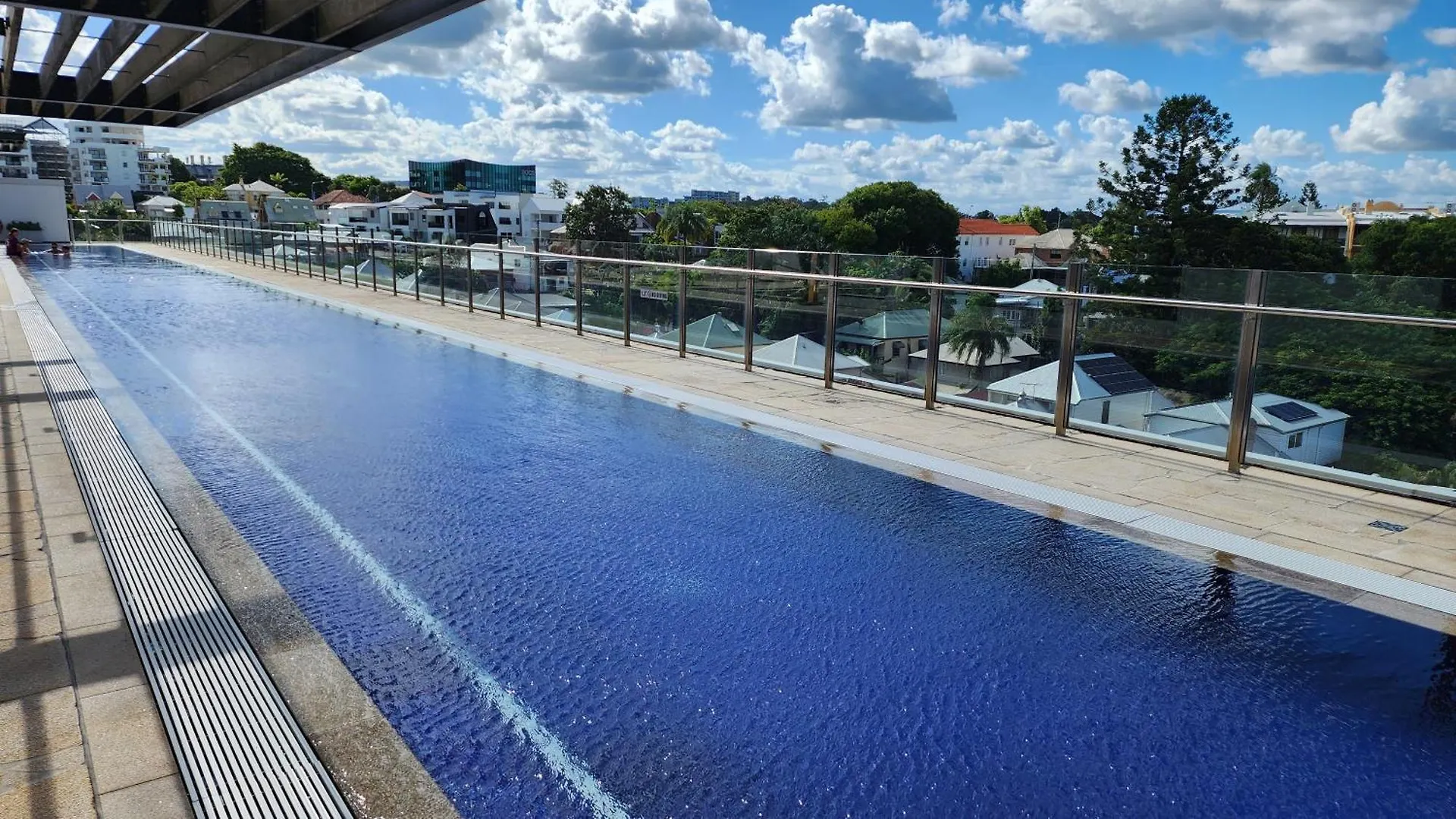 アパート Lux City View Brisbane - Free Parking オーストラリア