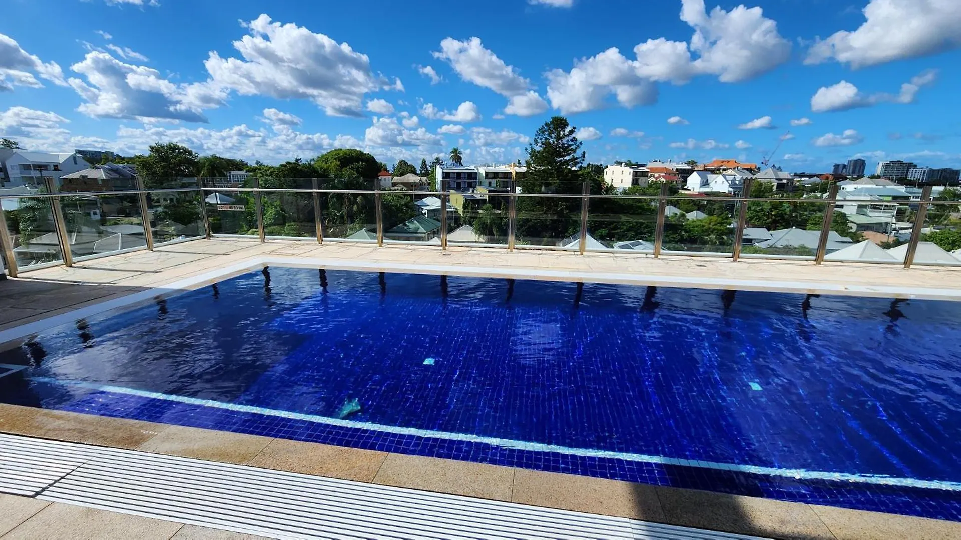 Lux City View Brisbane - Free Parking